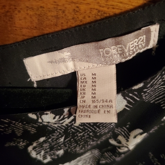 Forever 21 Open Backless Dress.  Size M - Picture 3 of 5